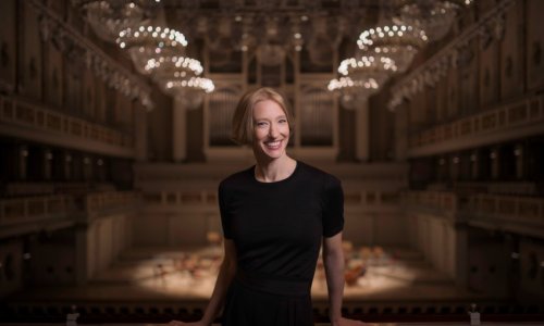 Joana Mallwitz debuta al frente de la Orquesta Nacional de España con obras de Hindemith, Beethoven y Ravel