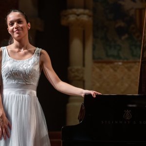 La pianista Emma Stratton debuta en el Palau de la Música Catalana