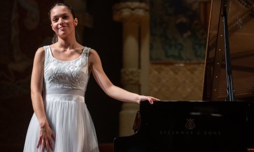 La pianista Emma Stratton debuta en el Palau de la Música Catalana