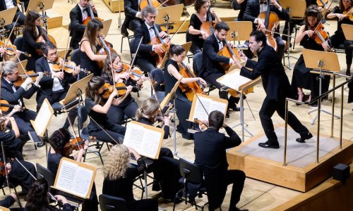Andrés Orozco-Estrada debuta al frente de la Orquesta y Coro Nacionales de España, con obras de Mendelssohn y Berlioz