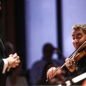 Maxim Vengerov y la Franz Schubert Filharmonia presentan obras de Mozart y Brahms
