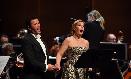 Sondra Radvanovsky y Piotr Beczała rinden homenaje a Puccini con una gala en el Liceu