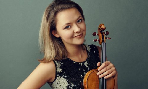 Alexandra Conunova toca el "Concierto para violín" de Dvorák con la Orquesta de Granada
