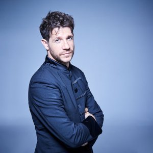 Andrés Salado termina su etapa como director artístico y titular de la OEX, ante la "falta de apoyo institucional"
