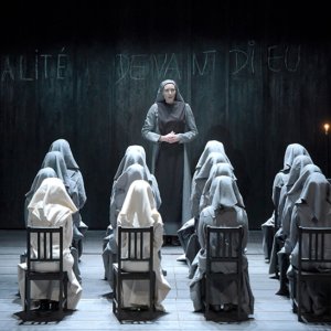 Karina Canellakis dirige "Dialogues des Carmèlites" en el Théâtre des Champs Elysées de París
