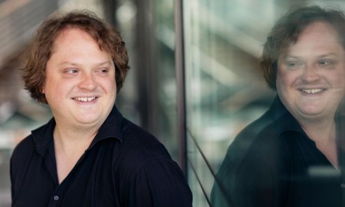 El compositor Benjamin Scheuer gana el Premio Hindemith 2025