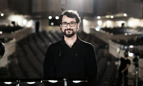 El compositor Fernando Velázquez nominado a los Premios Goya 2025 en dos categorías