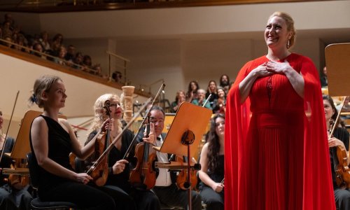 Joshua Weilerstein dirige la Orquesta Nacional de España, con Saioa Hernández como solista