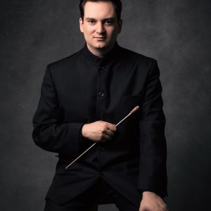 Iván López Reynoso debuta con la OCNE, en el ciclo 'Descubre' y con un estreno de Israel López Estelche