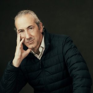 El colombiano Juan Antonio Cuéllar sucede a Andrés Lacasa como gerente de la Sinfónica de Galicia