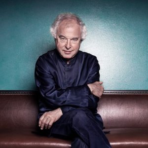 El pianista András Schiff renuncia a tocar en Estados Unidos mientras Donald Trump sea presidente