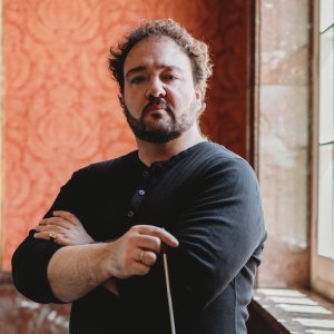 José Miguel Pérez-Sierra debuta en el Capitole de Toulouse al frente de 'Norma'