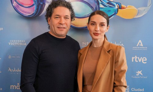 María Valverde dirige el documental 'El canto de las manos', presentado en Málaga y con Gustavo Dudamel como protagonista
