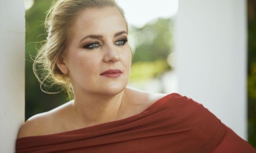 Gabriela Scherer: "Todavía hay quien se sorprende de que pueda cantar Pamina y Sieglinde al mismo tiempo"