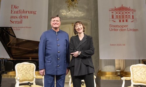 La Staatsoper de Berlín anuncia su temporada 25/26, incluyendo 'Un ballo in maschera' con escena de Rafael Villalobos