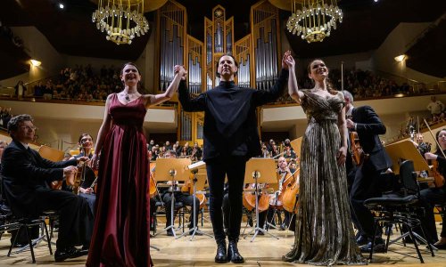 Teodor Currentzis dirige la Segunda sinfonía de Mahler en Madrid, en la temporada de La Filarmónica