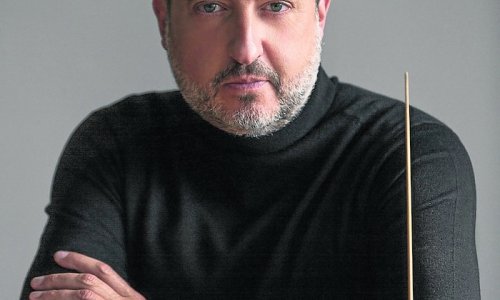 Carlos Mena: "Mi actividad como director de orquesta y pedagogo me hace sentir más completo como cantante"
