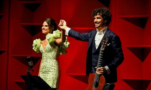 La soprano Serena Sáenz y guitarrista Pablo Sáinz-Villegas, juntos en BCN Clàssics