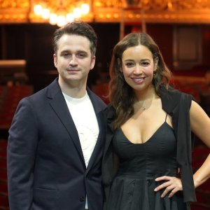Nadine Sierra y Xabier Anduaga encabezan 'La sonnambula' de Bellini en el Liceu, con escena de Bárbara Lluch