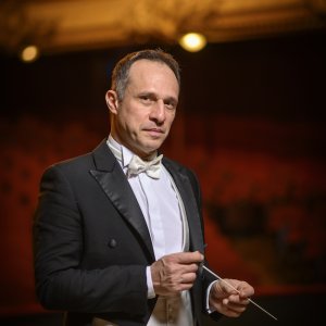 La Ópera de Lieja, con dirección musical de Giampaolo Bisanti, presenta su temporada 2025/2026
