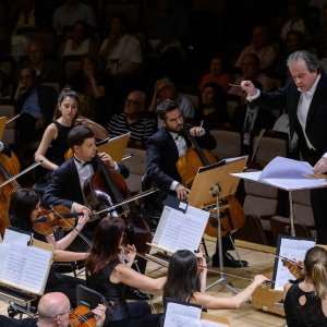 Juanjo Mena regresa al frente de la OcNE con obras de Vaughan Williams, Haydn y Mozart