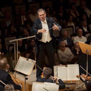 Daniele Gatti y la Staatskapelle Dresden interpretan las sinfonías impares de Schumann para Ibermúsica