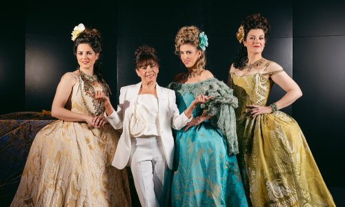 El Teatro de la Zarzuela presenta 'Cómicas', con Forma Antiqva y escena de Pepa Gamboa