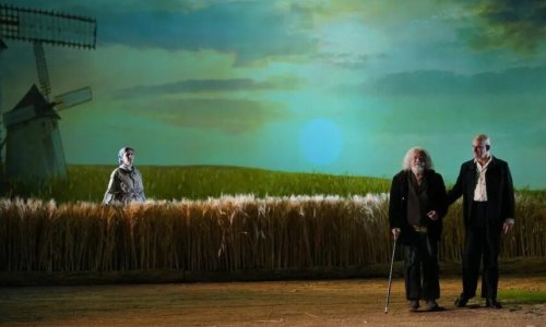 Marina Monzó, Ángel Ruiz y 'La rosa del azafrán', galardonados en la tercera edición de los Premios Talía