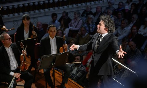 Gustavo Dudamel y la London Symphony con sinfonías de Mozart y Mahler en el Palau de la Música