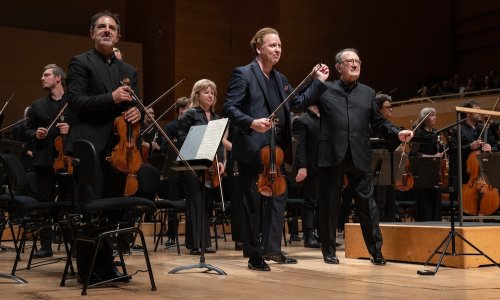 Salvador Mas y OBC con La Grande de Schubert, y el Concierto de violín de Berg, con Daniel Hope