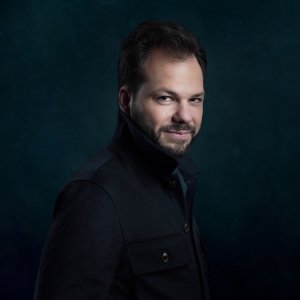 La Sinfónica de Viena, de gira por España en ocasión de su 125 aniversario, con su titular Petr Popelka