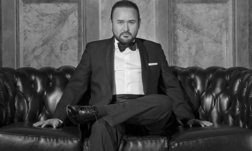 Javier Camarena clausura la temporada 24/25 de Fundación Baluarte, en una gala lírica junto a la Sinfónica de Navarra
