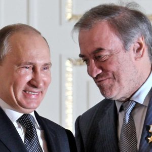 Más de 700 intelectuales piden que se cancele la actuación de Valery Gergiev en Italia