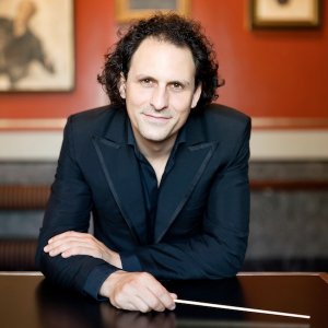 Alexandre Bloch, nuevo director titular de la Orquesta Sinfónica RTVE, y Marc Korovitch, principal director invitado