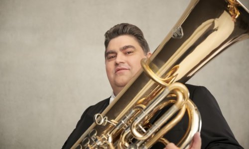 El tuba solista de la Staatskapelle de Berlín, Thomas Keller, fallece a los 49 años