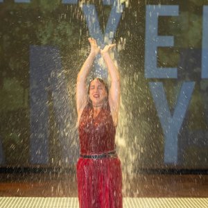 Ópera de Tenerife abre su temporada con el estreno europeo de 'Yerma' de Heitor Villa-Lobos, con escena de Paco Azorín