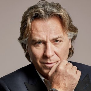 El tenor Roberto Alagna regresa al Liceu con un recital dedicado a Puccini