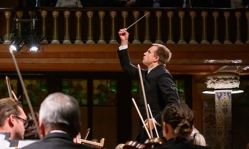 La Royal Philharmonic Orchestra en el Palau de la Música Catalana, con Vasily Petrenko y Mao Fujita