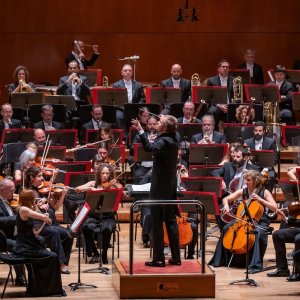Vasily Petrenko dirige la 'Leningrado' de Shostakovich al frente de la Sinfónica de Bilbao