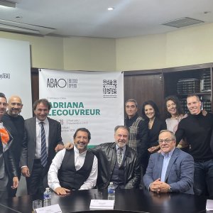 ABAO presenta 'Adriana Lecouvreur', con escena de Mario Pontiggia y bajo la batuta de Marco Armiliato