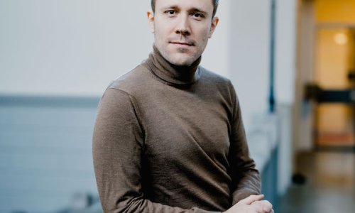 Roberto González-Monjas debuta al frente de la Filarmónica de Los Ángeles