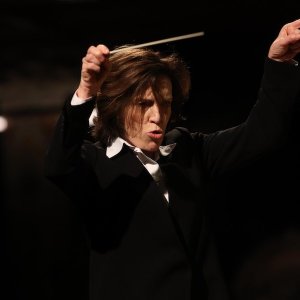 Laurence Equilbey dirige obras de Schubert y Mendelssohn al frente de la Orquesta y Coro de la Comunidad de Madrid