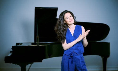 La pianista Noelia Rodiles estrena el Concierto número 3 de Jesús Rueda junto a la Filarmónica Eslovaca y Daniel Raiskin