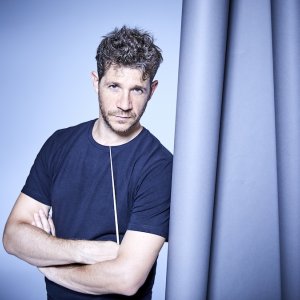 Andrés Salado dirige la Quinta de Beethoven al frente de la Simfònica del Vallès