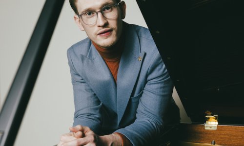 La Ópera de Frankfurt, liderada por Thomas Guggeis, presenta su temporada 26/27