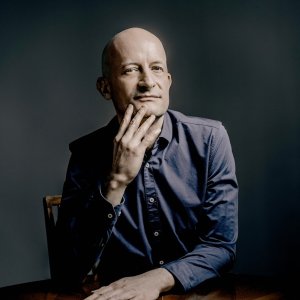 Guillermo García Calvo dirige Andrea Chénier en ABAO Bilbao Opera
