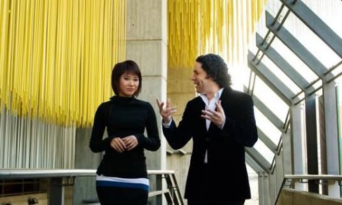 Dudamel y Yuja Wang presentan la Sinfonía Turangalila de Messiaen en Barcelona