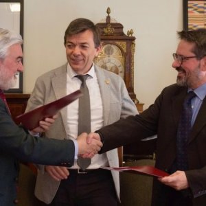 Acuerdo entre la RAE y la UCM para revisar el léxico musical español