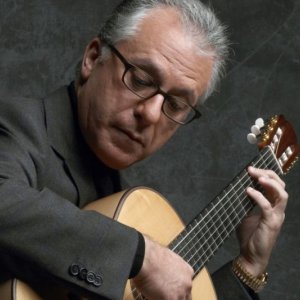 Pepe Romero, con el Concierto de Aranjuez en el Festival de Torroella de Montgrí