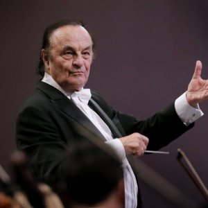 Charles Dutoit, nombrado principal director invitado de la Filarmónica de San Petersburgo